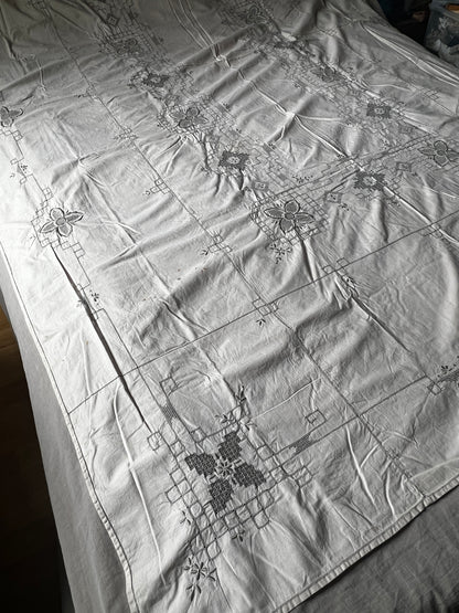 ★マデイラ刺繍大判クロス