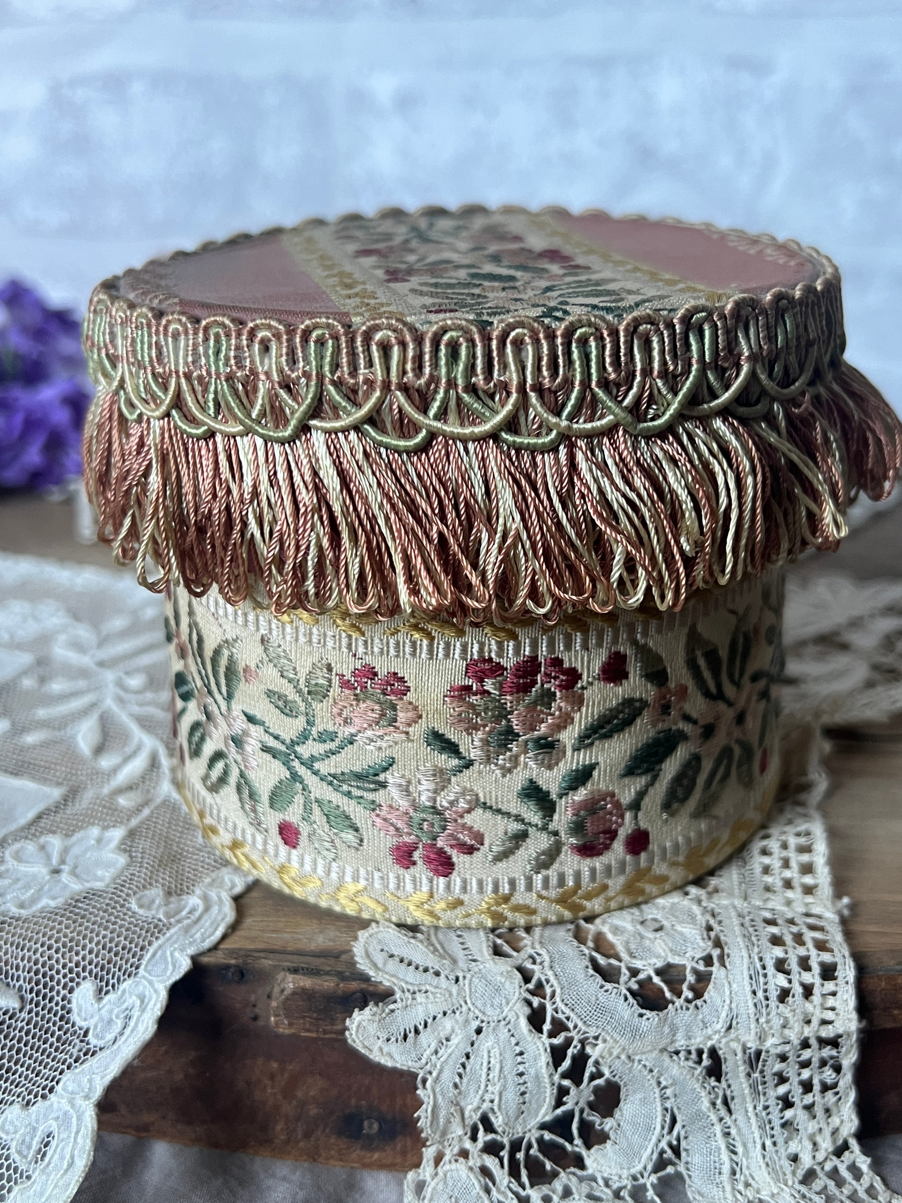 アンティークレース – France Antique 銀色アンティーク