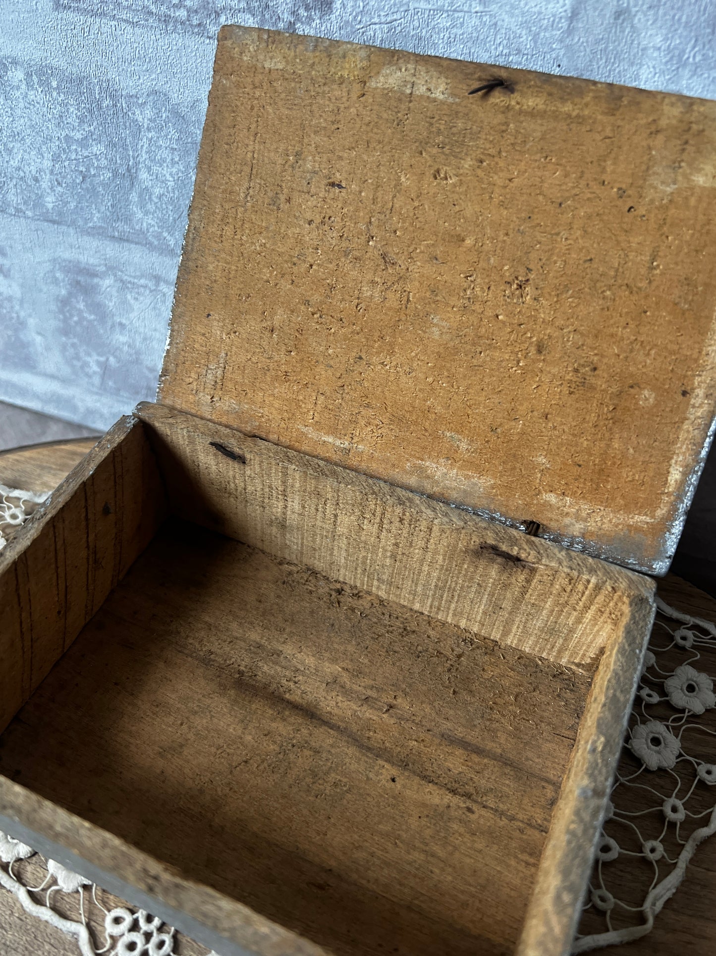 ★歯車部品入り木箱 【A】