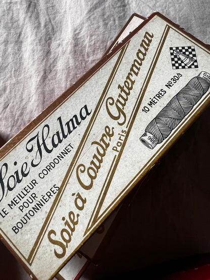 紙箱入り糸セット