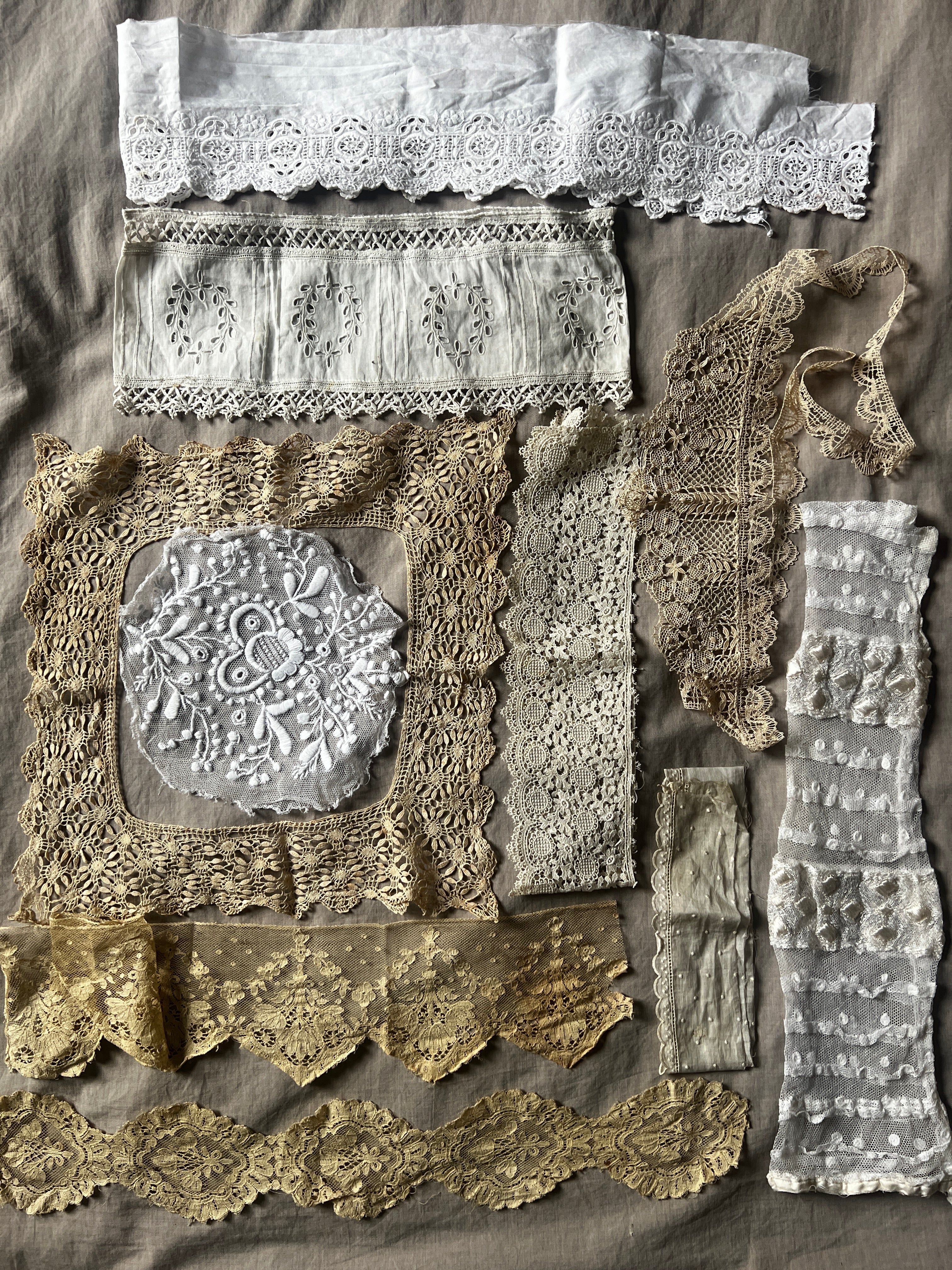 アンティークレース – France Antique 銀色アンティーク