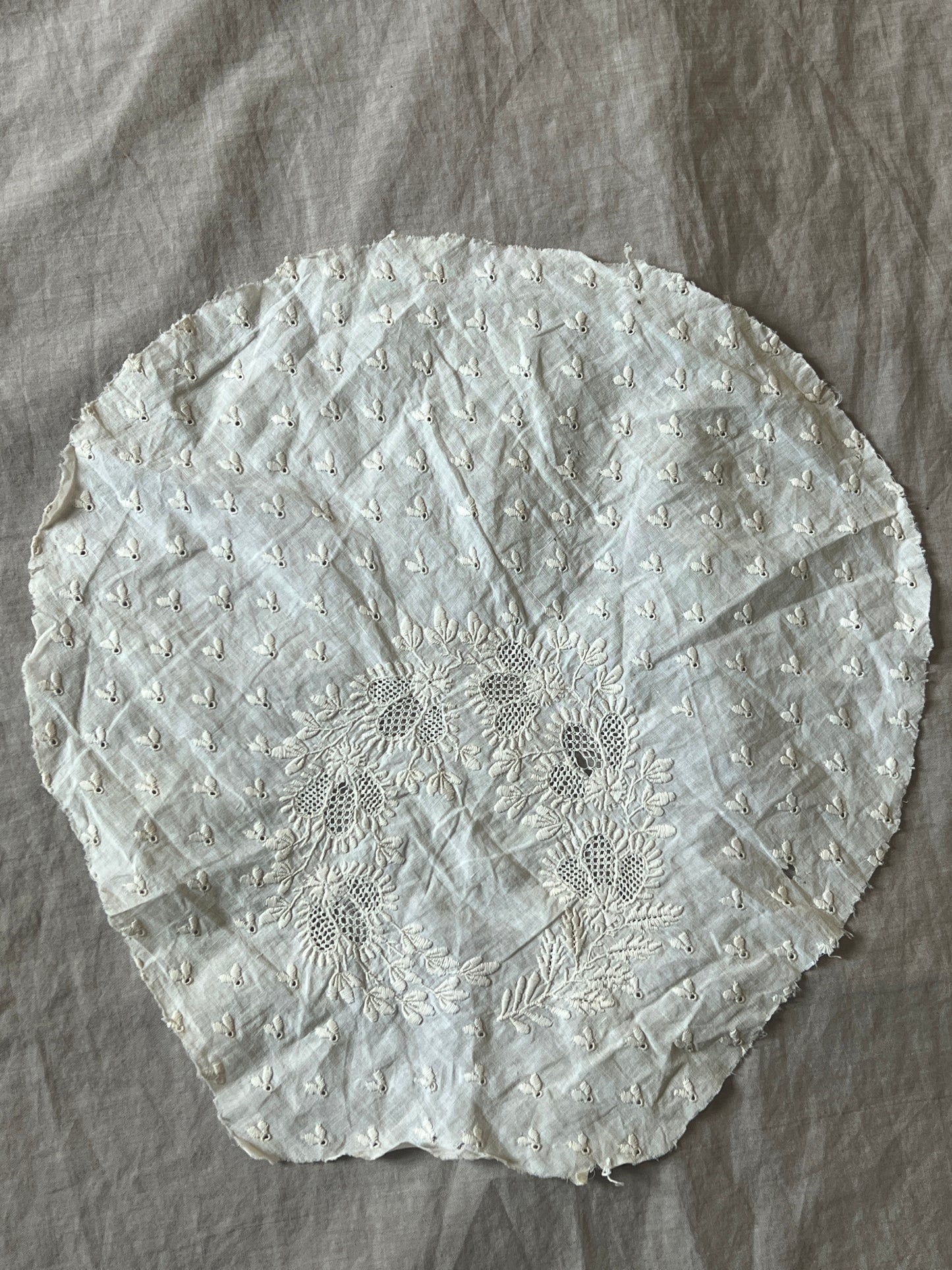 白刺繍ボネトップ