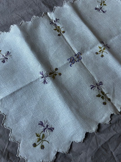 ★色刺繍クロス