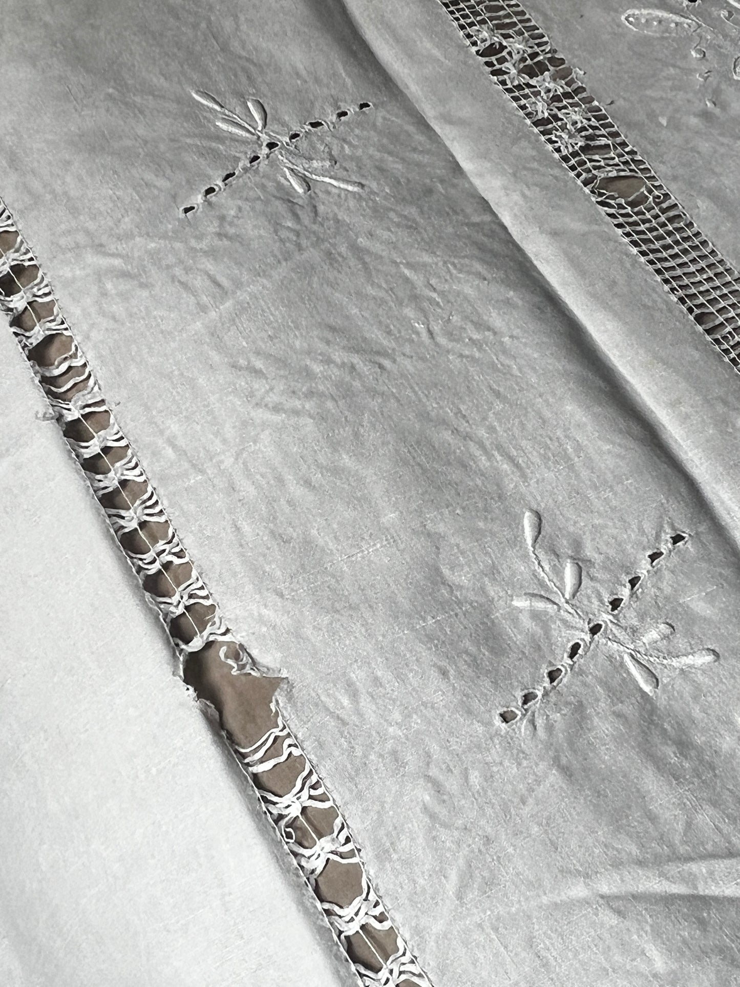 白刺繍大判クロス(ダメージ)