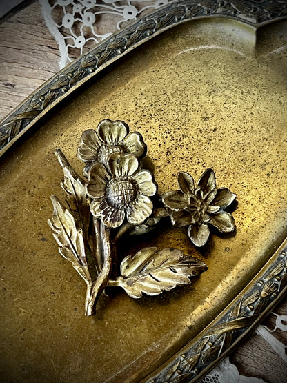 ★真鍮製花の飾り