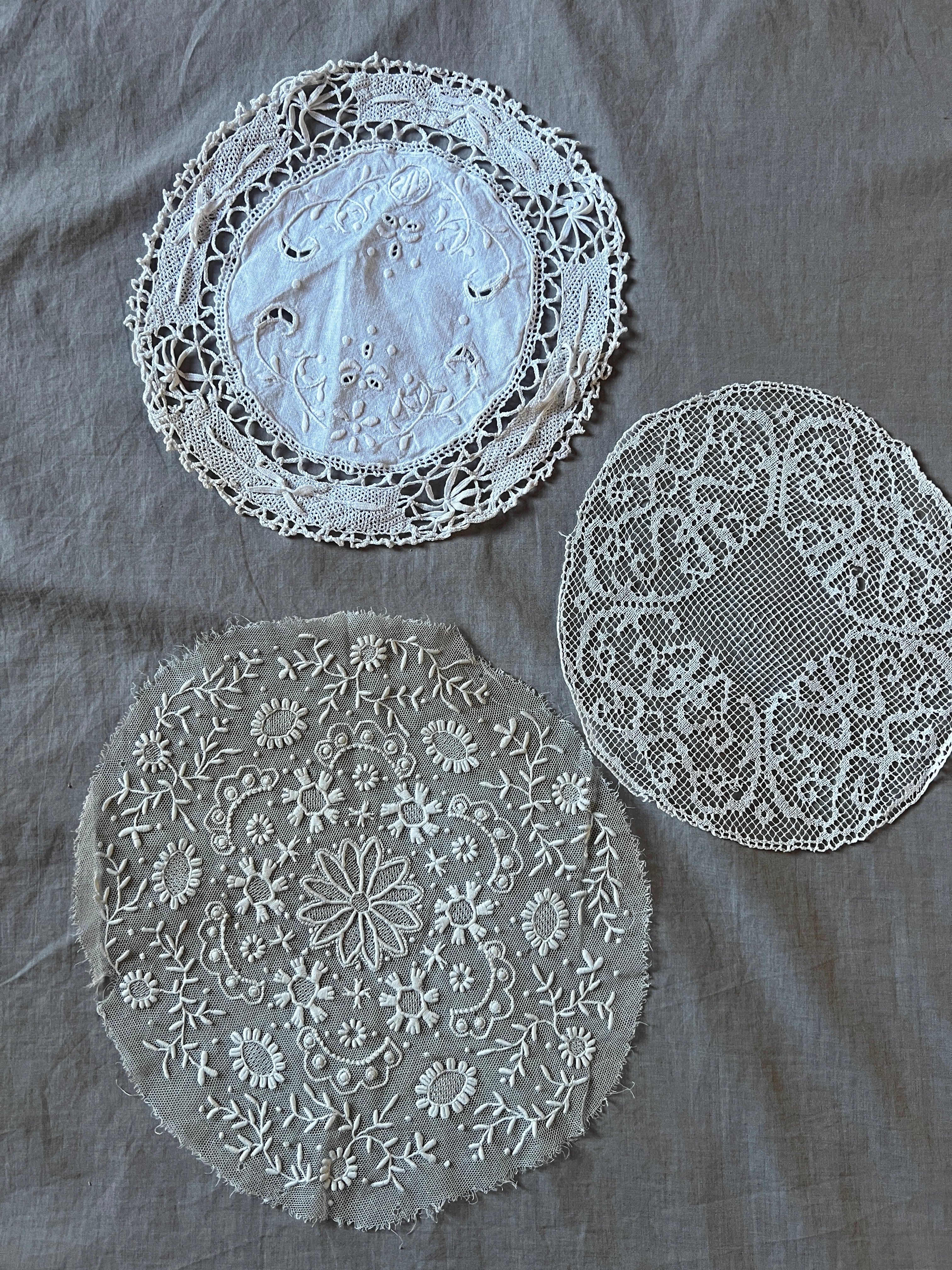 ☆アンティークレース・刺繍セット – France Antique 銀色アンティーク