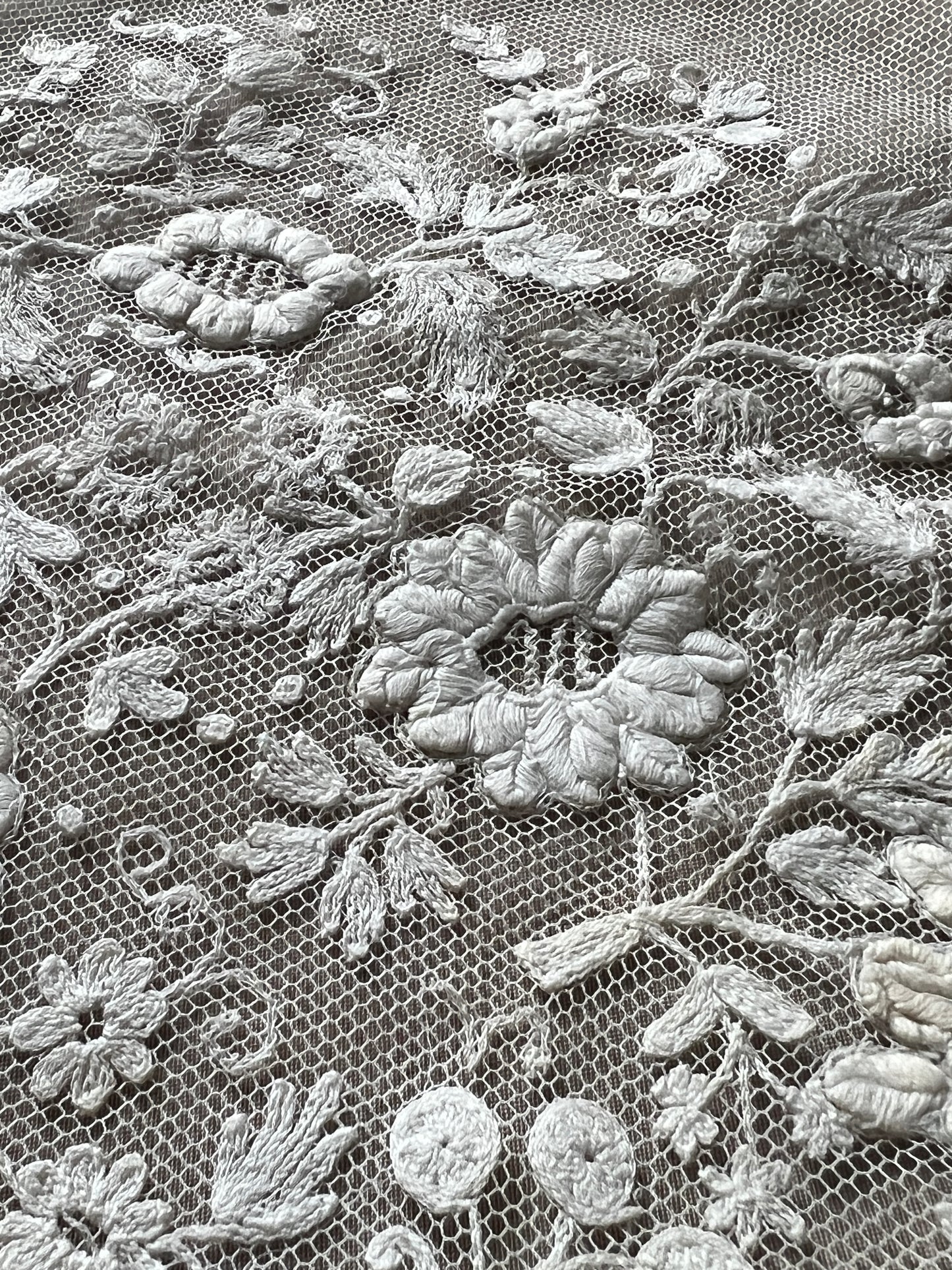 チュール刺繍ボネトップ