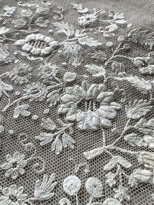 チュール刺繍ボネトップ