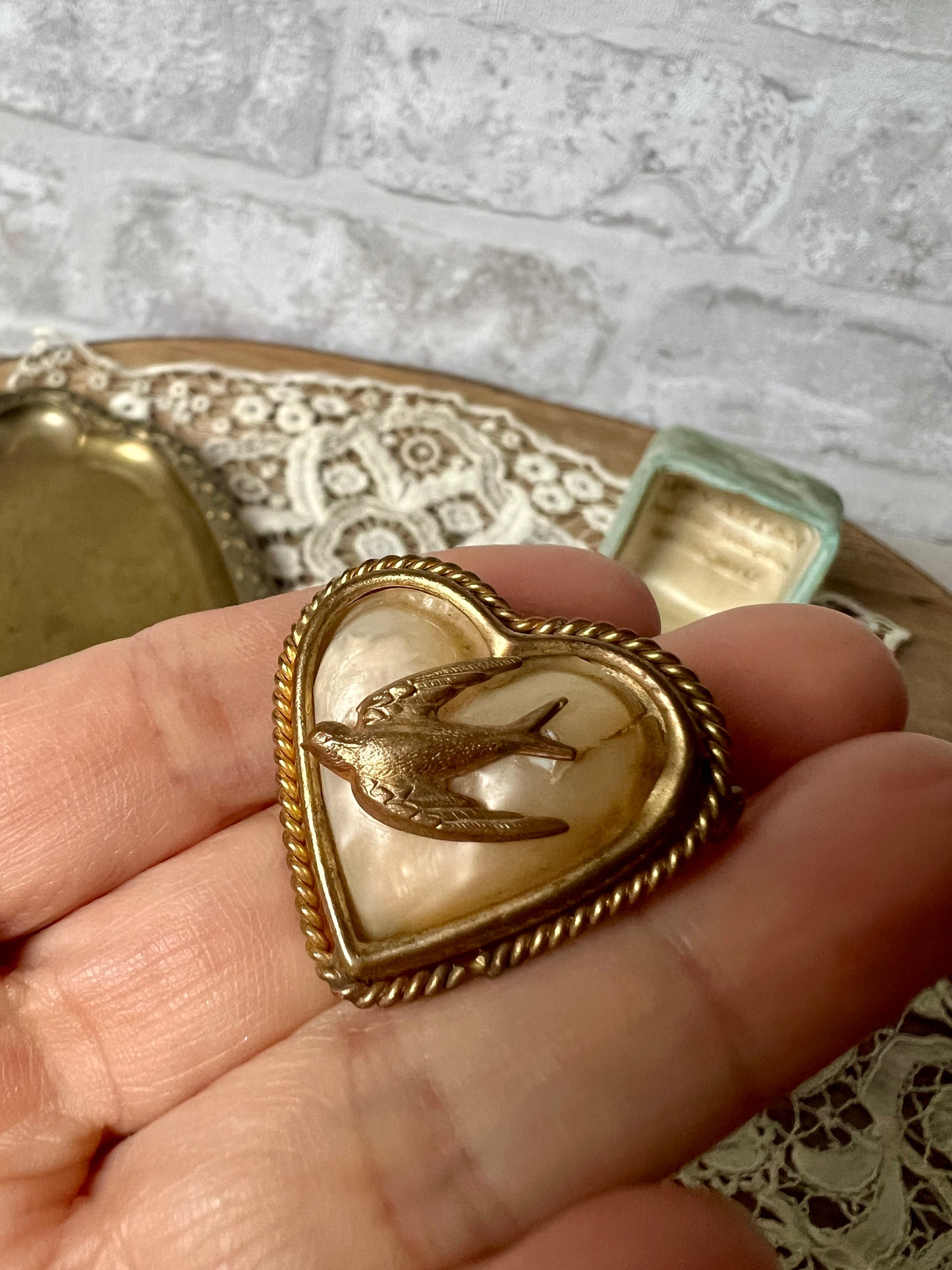 ★アンティークブローチ