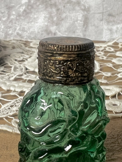★古い小瓶(グリーン)
