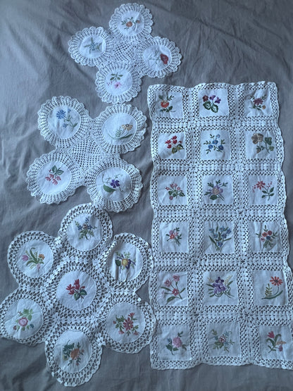お花の刺繍のクロスセット