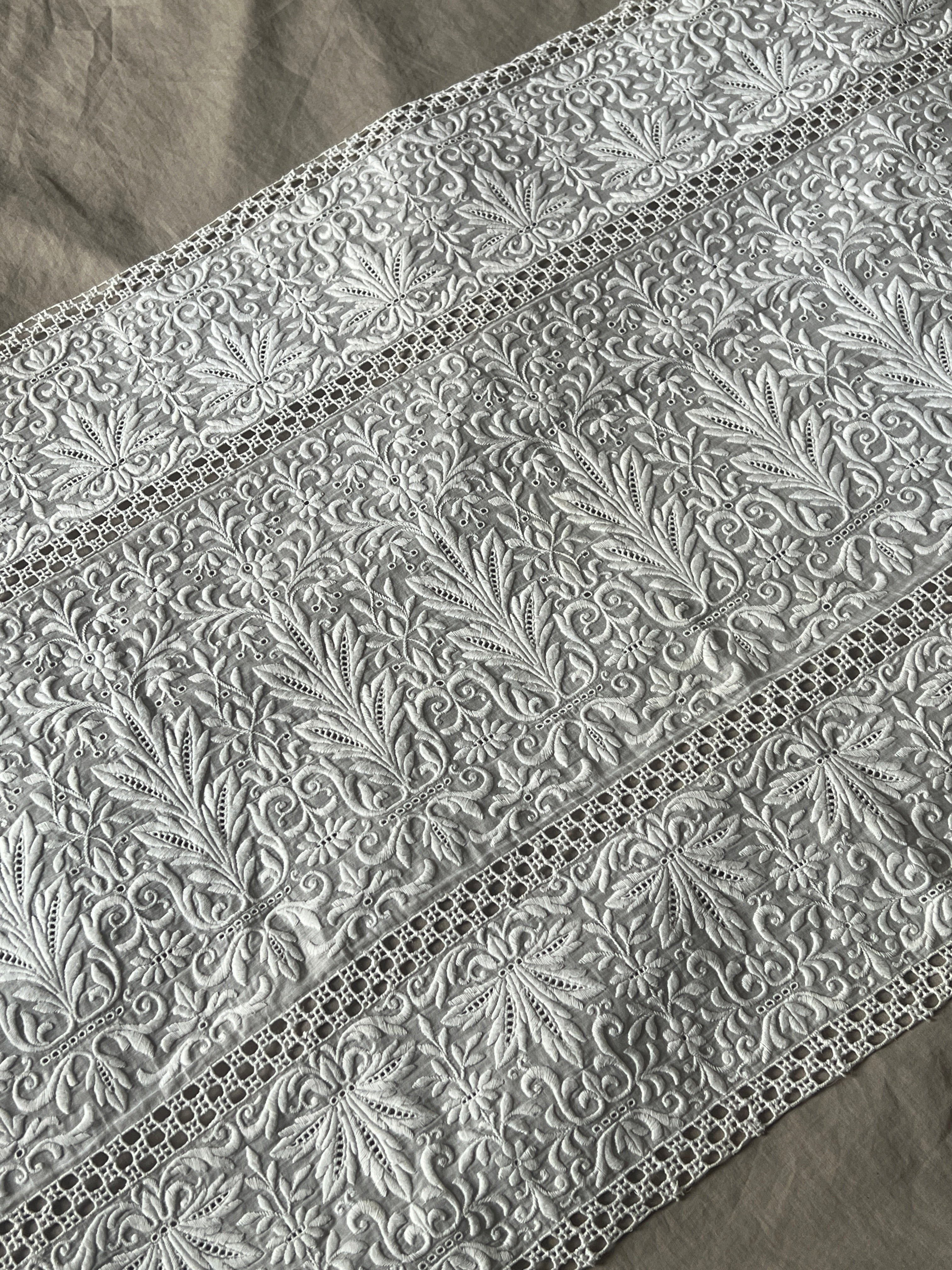 アンティークレース – France Antique 銀色アンティーク