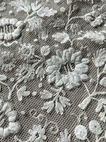 チュール刺繍ボネトップ