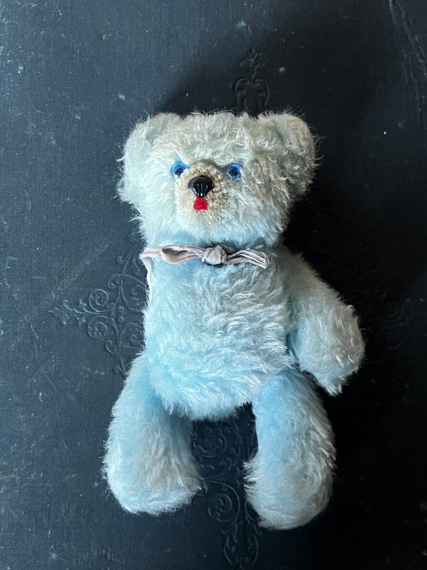 古いぬいぐるみ(ダメージ)