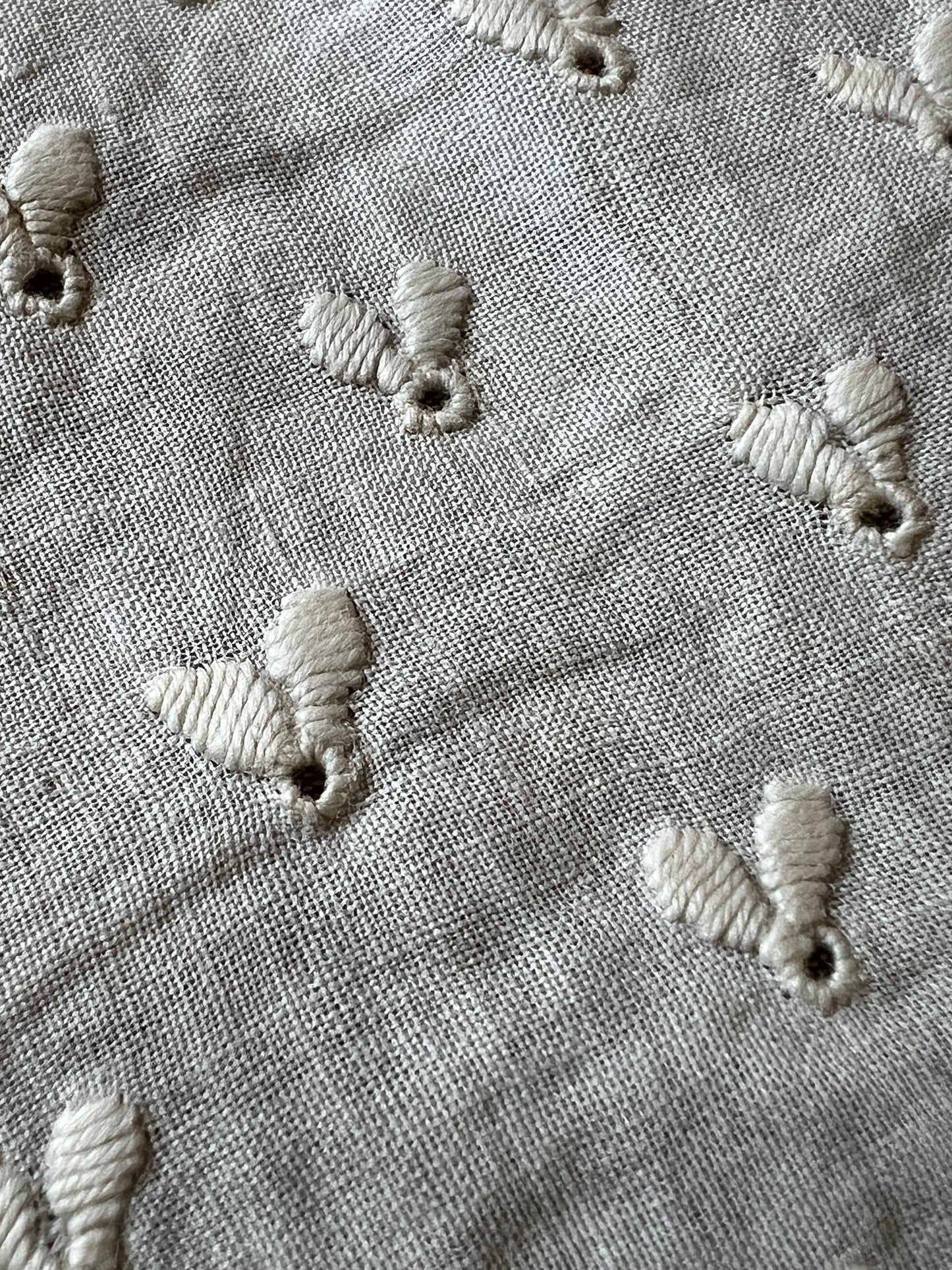 白刺繍ボネトップ