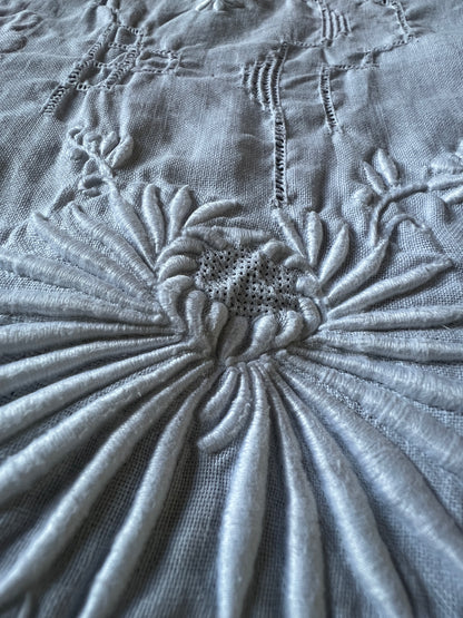 白刺繍大判クロス