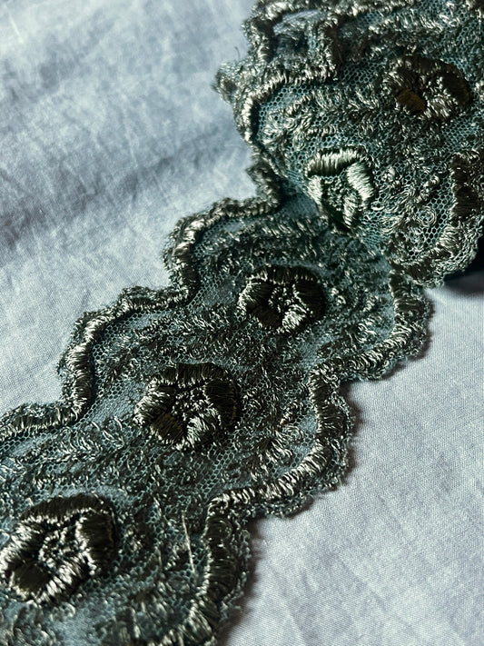 ★チュール刺繍レース