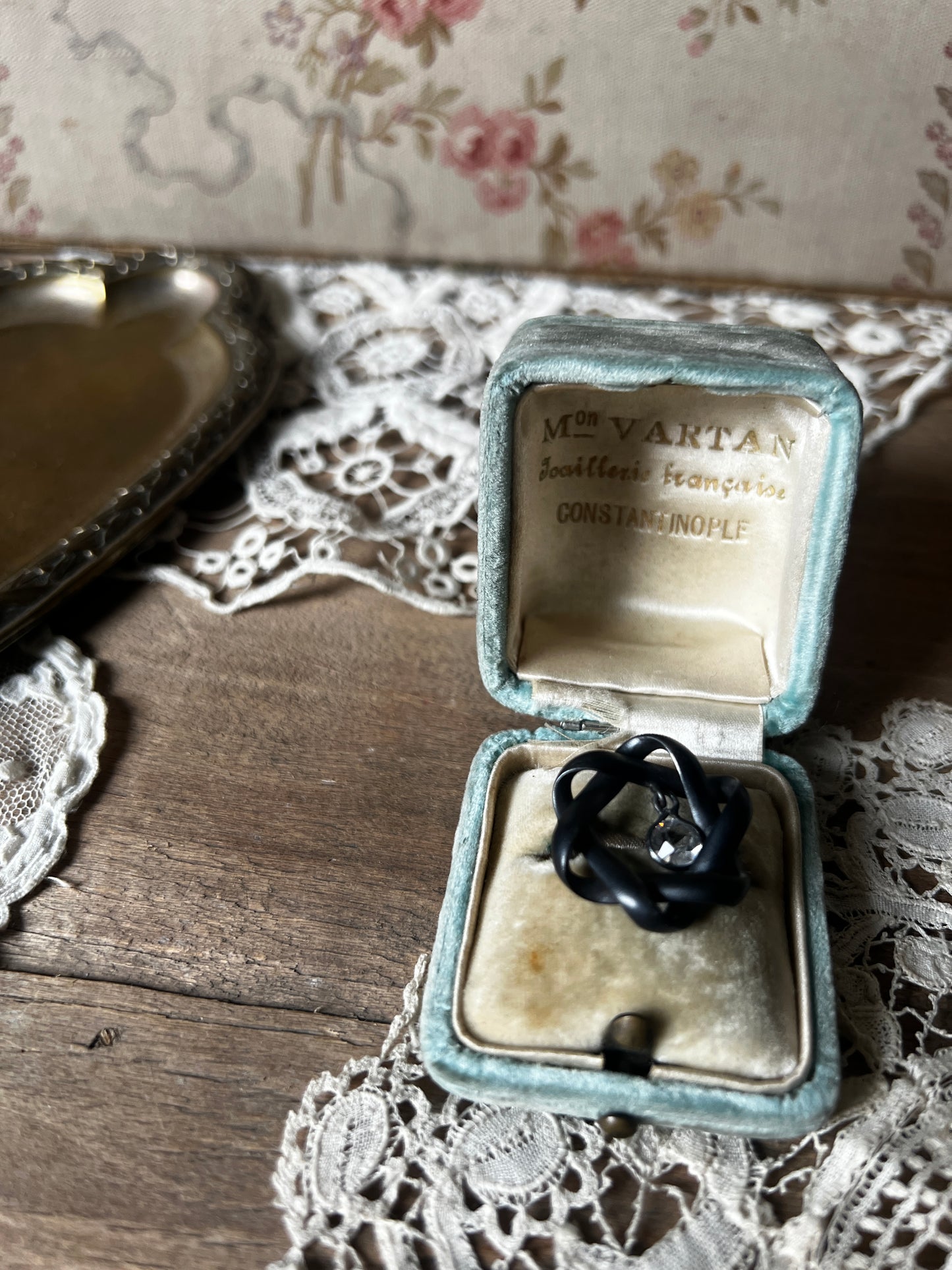 アンティークブローチ