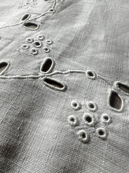 ★カットワーククロス