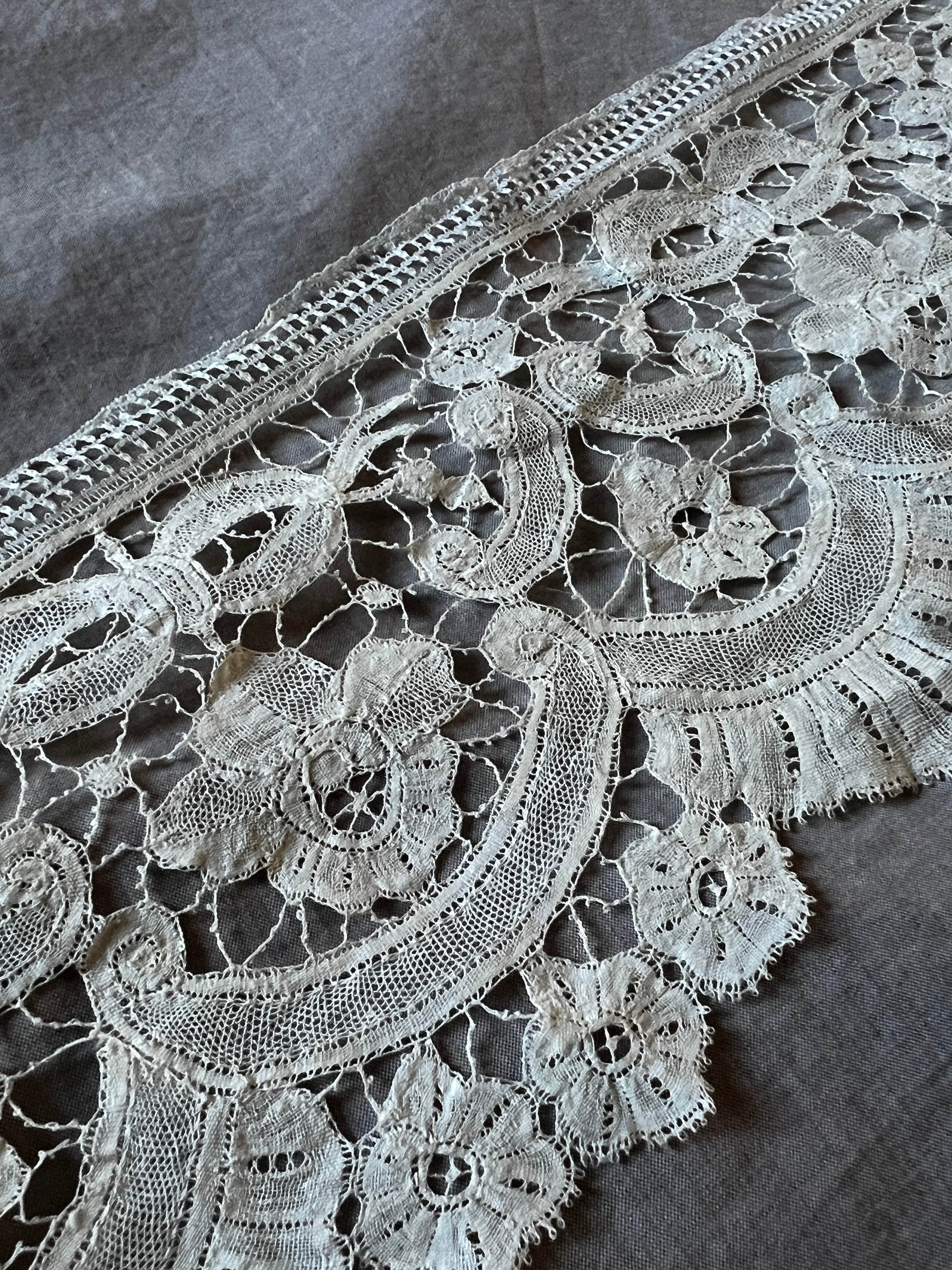 セール　アンティーク　デュシェスレース　ハンドメイド　胸あて　アンティークレース デュシェスレース – France Antique 銀色アンティーク