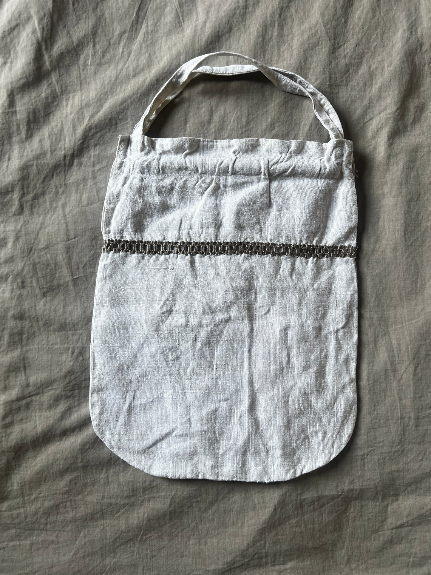 ニードルレースのリネンサック