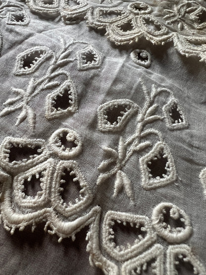 刺繍レース見本