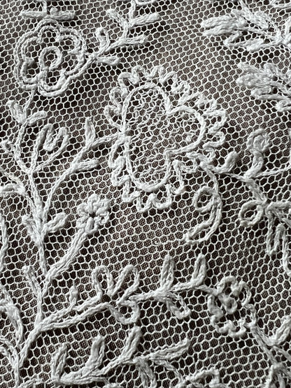 チュール刺繍ボネトップ