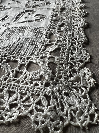 カットワーククロス