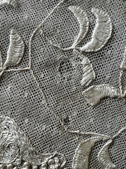 チュールレースクッションケース