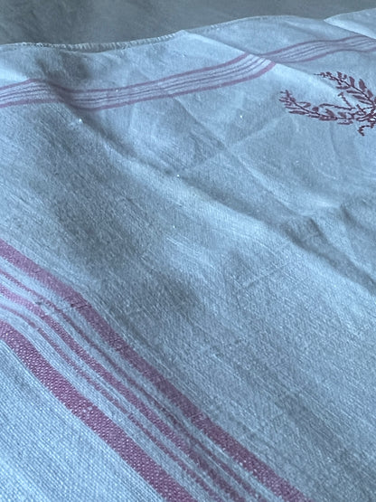 ★赤糸刺繍入りトルション