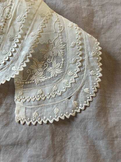 白刺繍飾り襟