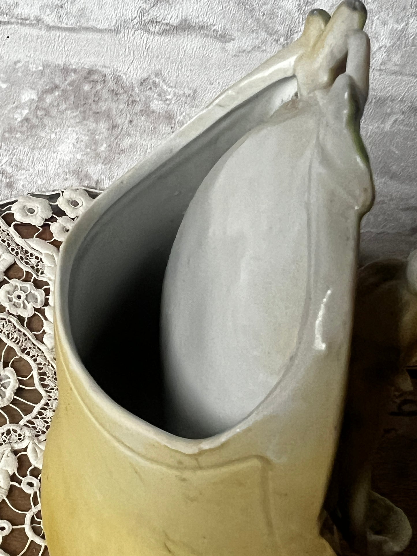 アールヌーボーセラミック花器