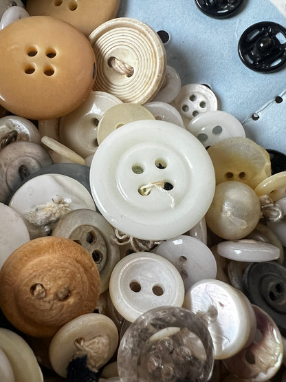 ★ボタン入りTin缶セット