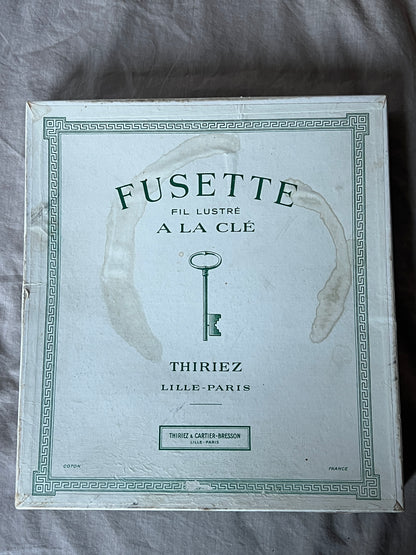 ★紙箱入り糸セット(THIRIEZ & CARTIER-BRESSON)