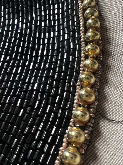 ビーズ刺繍の飾り襟(黒)