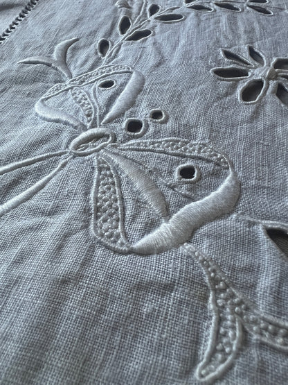 カットワーククロス