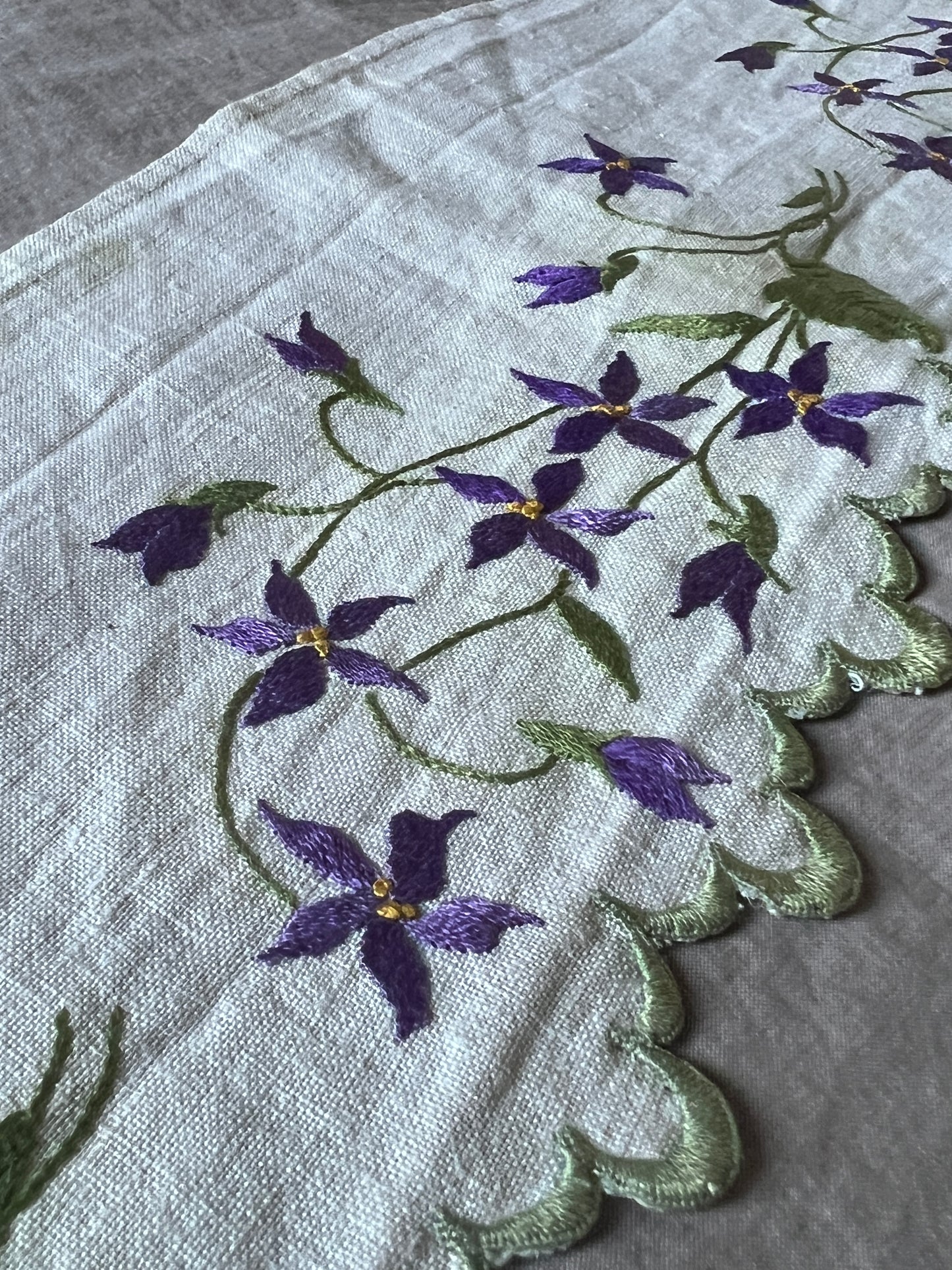 刺繍飾り布