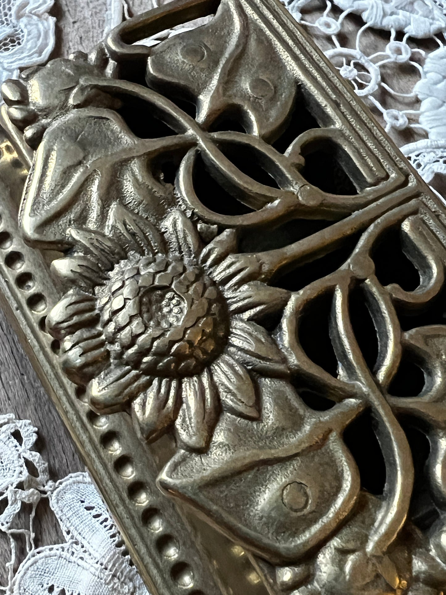 ★真鍮製切手入れ