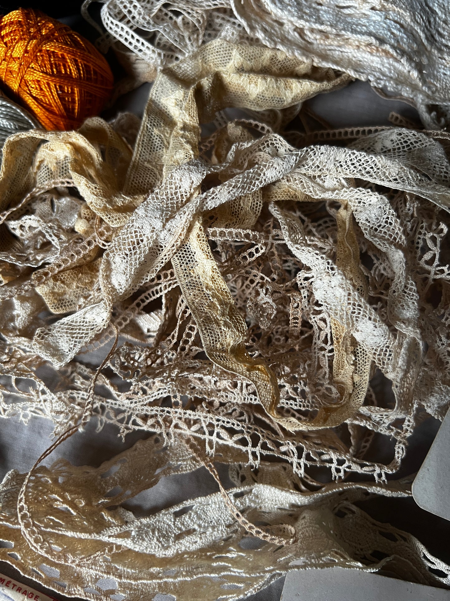 レース入りカルトナージュ箱