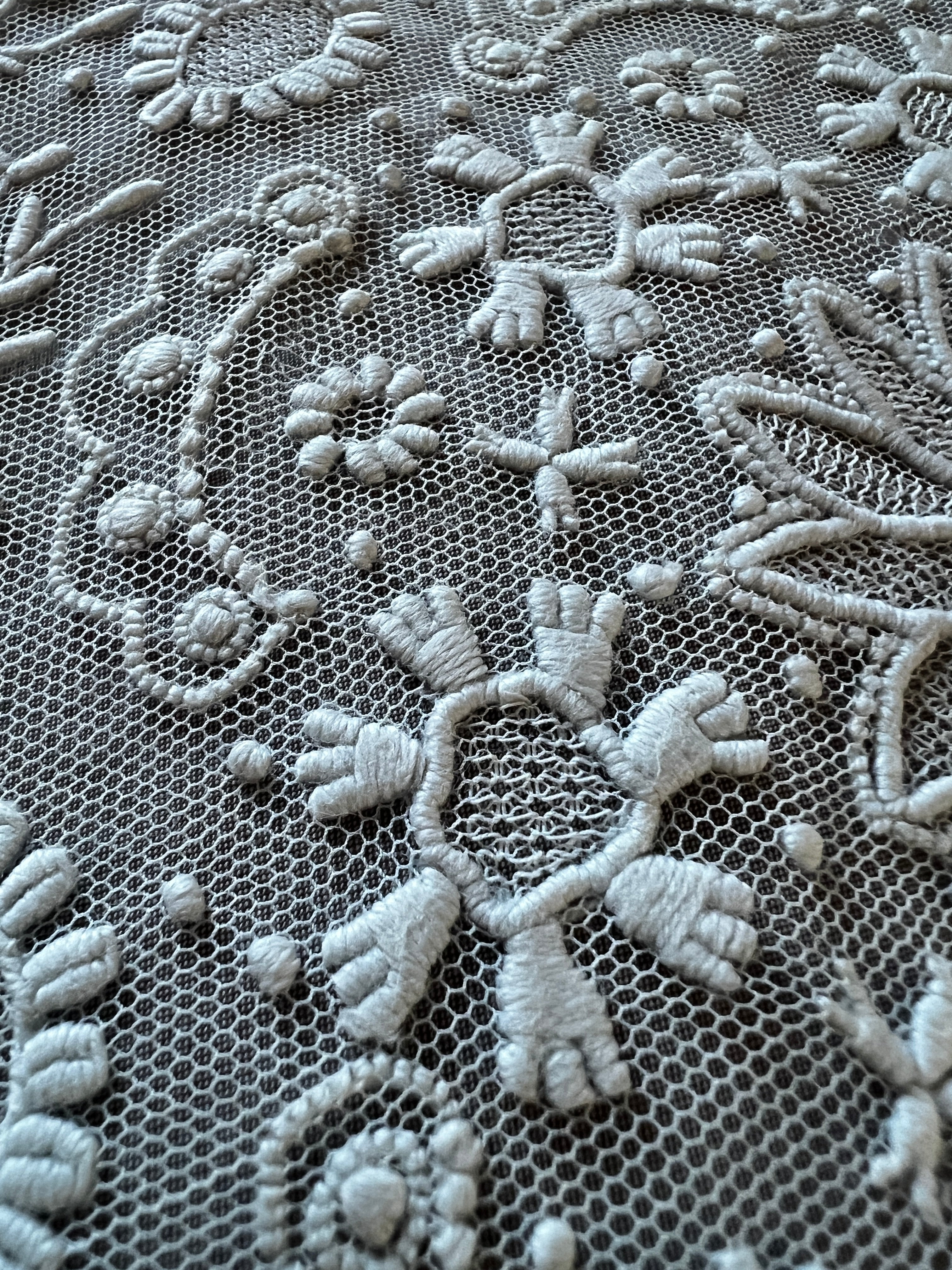 ☆アンティークレース・刺繍セット – France Antique 銀色アンティーク