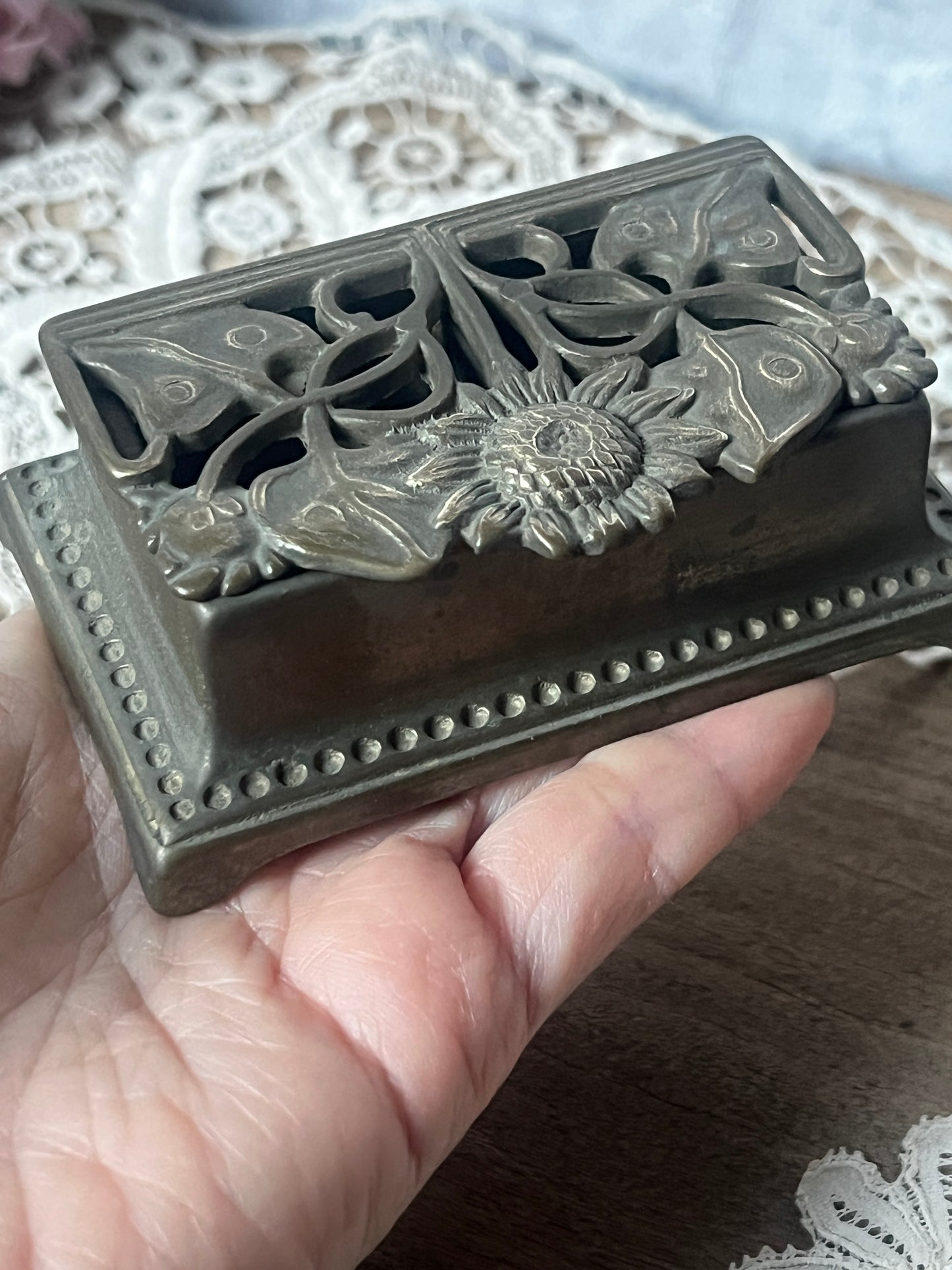 ★真鍮製切手入れ