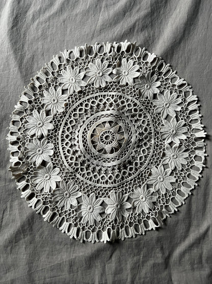 アイリッシュクロシェレース円形マット