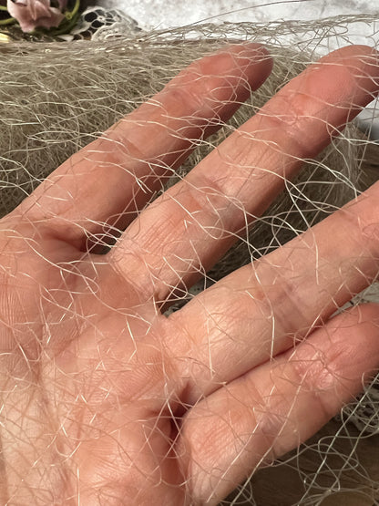 シルクの帽子飾りチュール