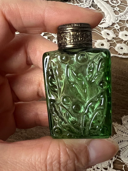 ★古い小瓶(グリーン)