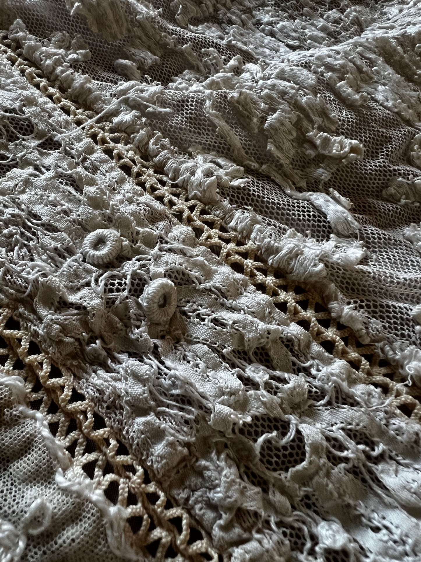 レース飾り端布(ダメージ)