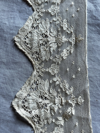 アンティークレース