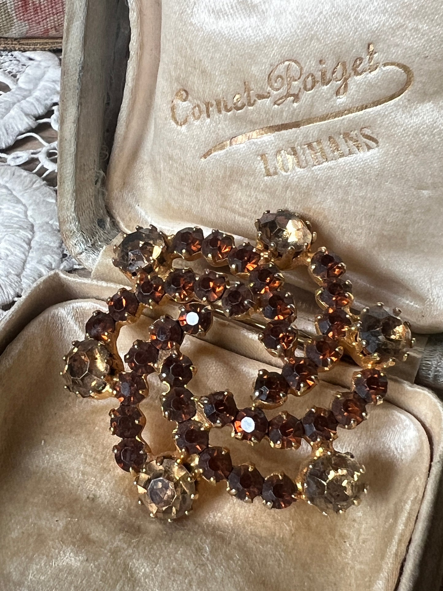 ヴィンテージブローチ