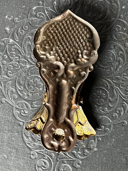 ★真鍮製ハンドモチーフクリップ