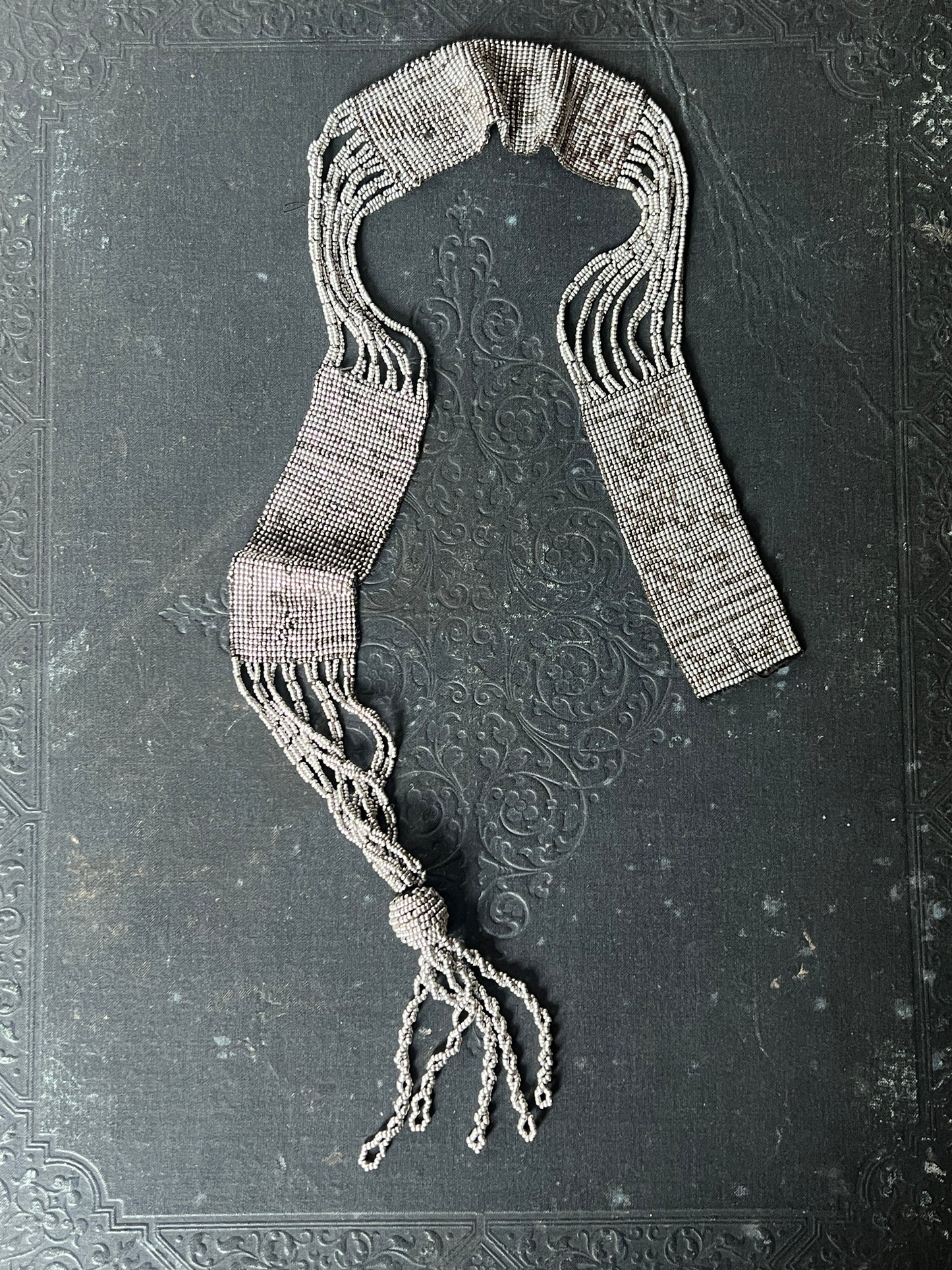 ビーズ織の飾り