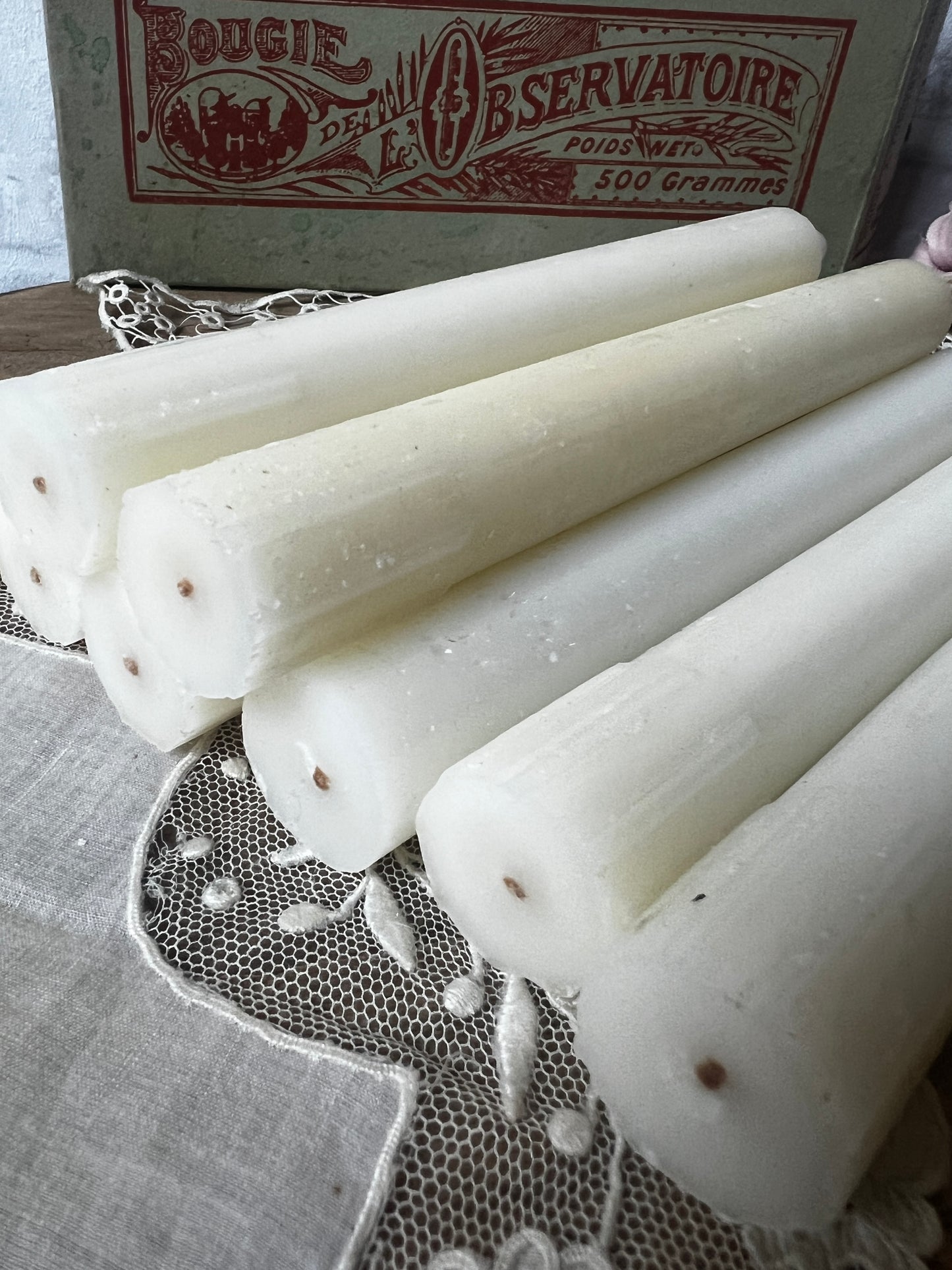 紙箱入りろうそく(OBSERVATOIR)